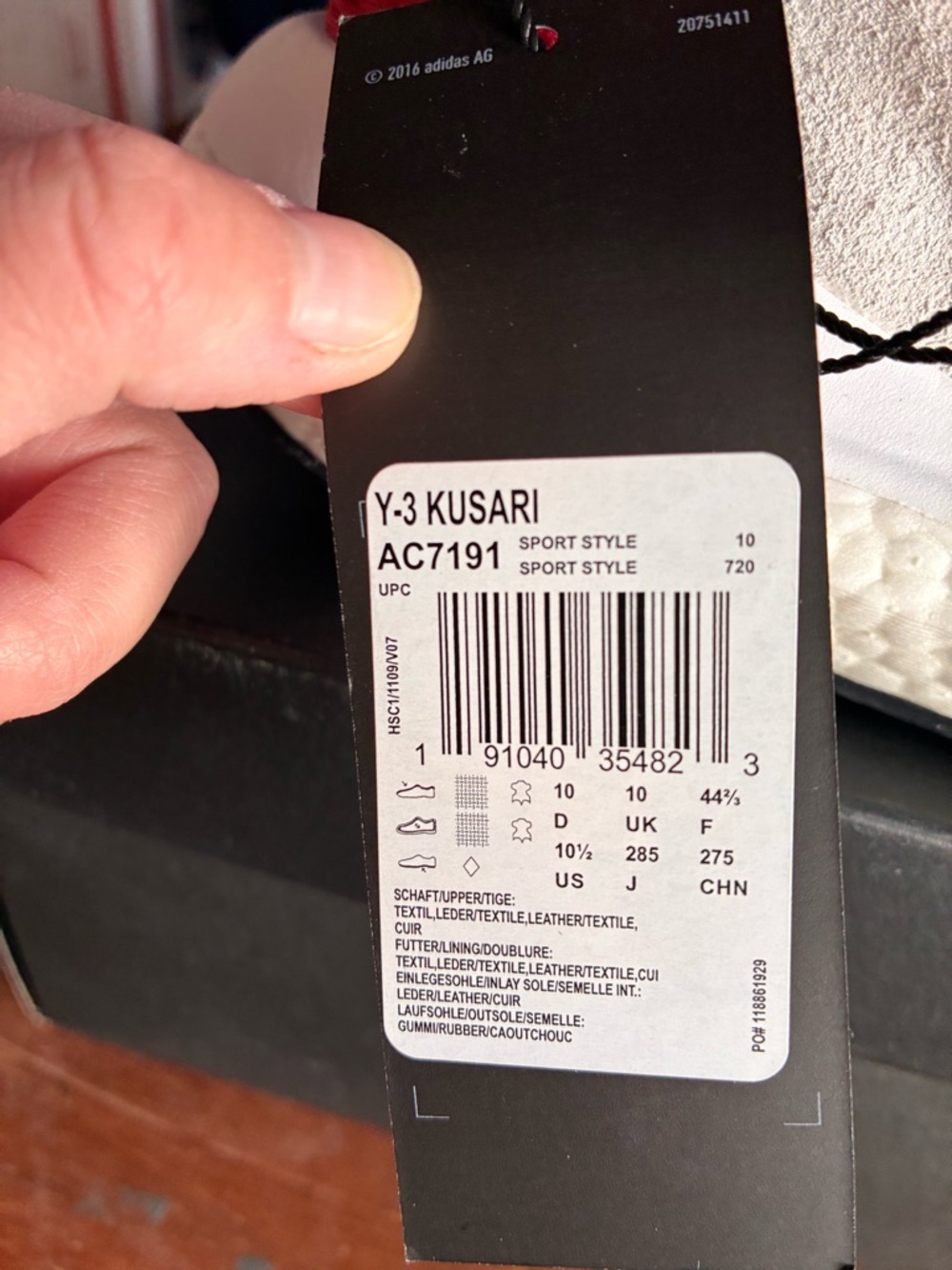 Y-3 Men's Red and Black Athletic Sneakers - Picture 4 of 5